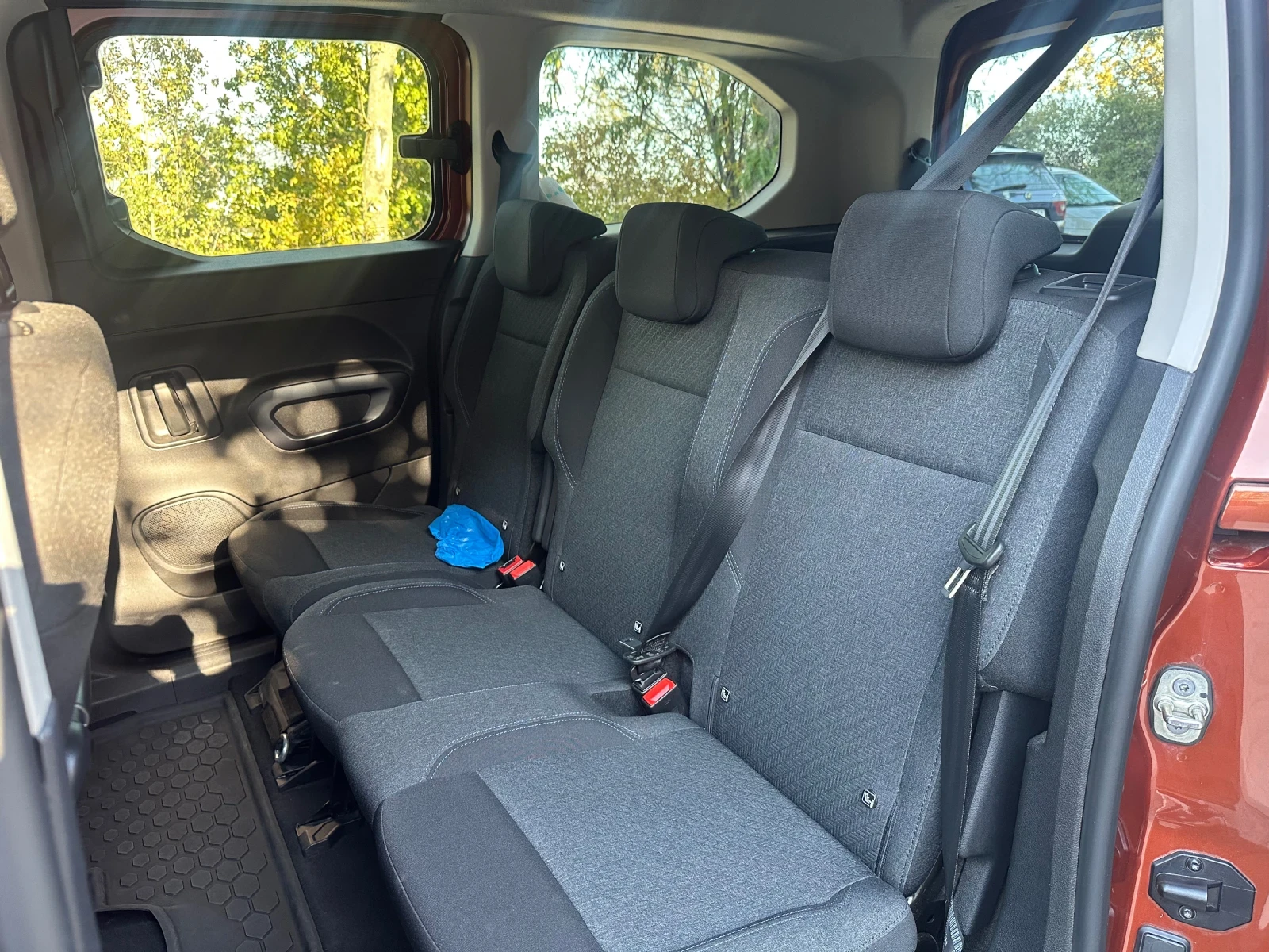 Peugeot Rifter HDI 7 Местен, снимка 12 - Автомобили и джипове - 56537730
