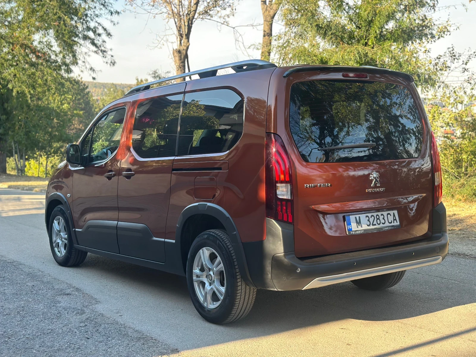 Peugeot Rifter HDI 7 Местен, снимка 7 - Автомобили и джипове - 56537730