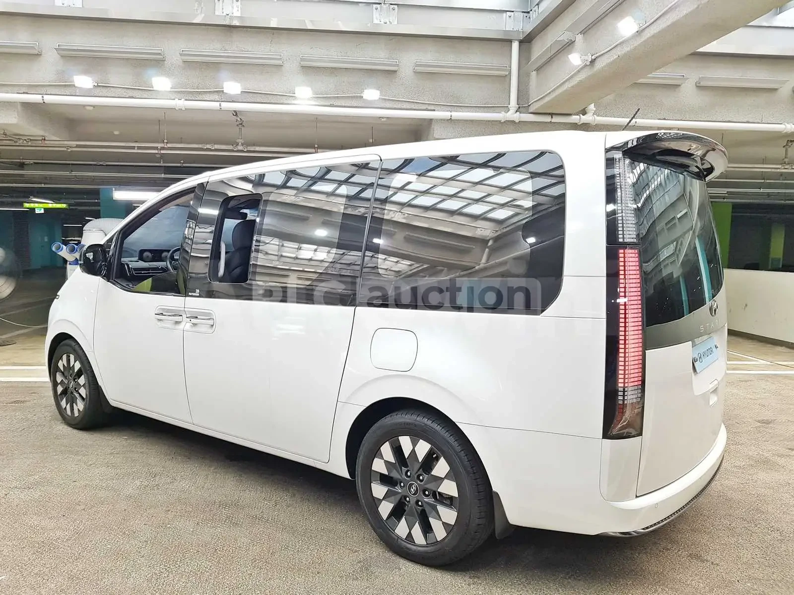 Hyundai Staria LOUNGE 11 ������ * FIRST-CLASS* T�������� | Mobile.bg � ����������� 5