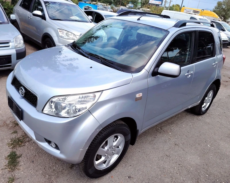 Daihatsu Rocky 1.5vvt-i/4x4, снимка 4 - Автомобили и джипове - 51145846