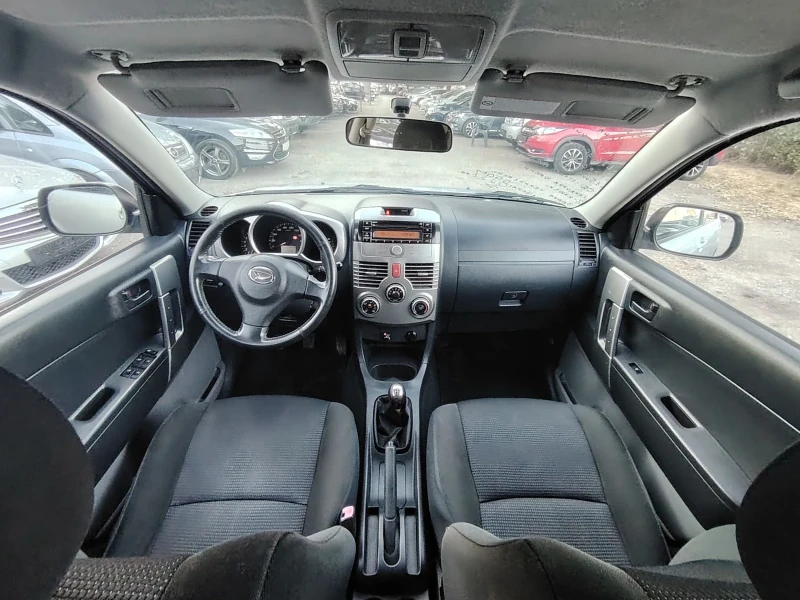 Daihatsu Rocky 1.5vvt-i/4x4, снимка 9 - Автомобили и джипове - 51145846