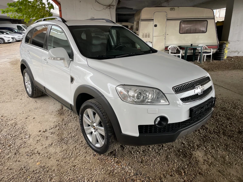 Chevrolet Captiva 2.0VCDI-6+ 1м.-4x4-КСЕНОН-NAVI-КАМЕРА-КОЖА С ПОДГР, снимка 3 - Автомобили и джипове - 52257954