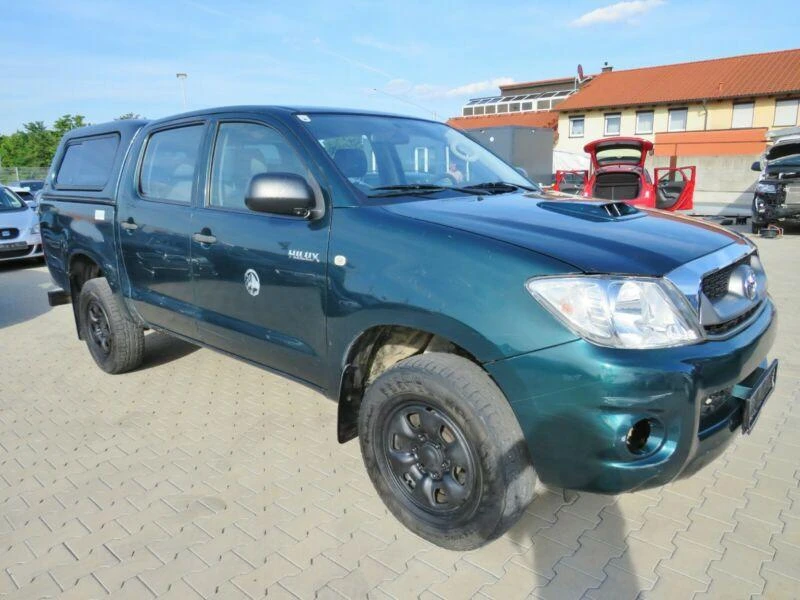 Toyota Hilux 2.5/3.0D-4D  - изображение 2