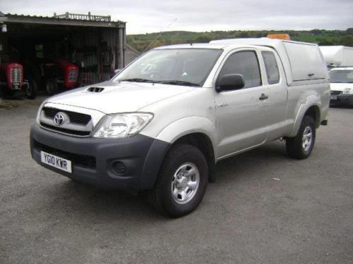 Toyota Hilux 2.5/3.0D-4D  - изображение 3