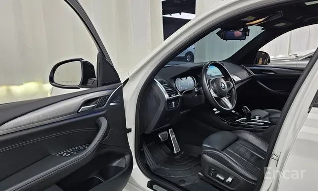 BMW X3 20D M пакет Head up Панорама 2 Ключа, снимка 4 - Автомобили и джипове - 55654854