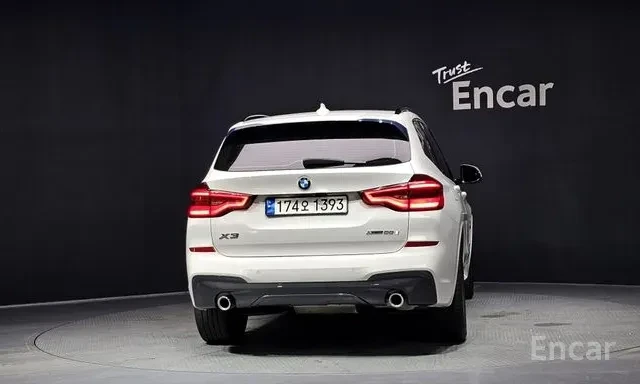 BMW X3 20D M пакет Head up Панорама 2 Ключа, снимка 3 - Автомобили и джипове - 55654854