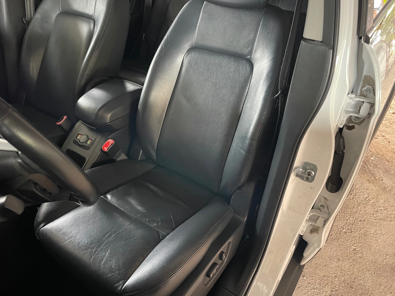 Chevrolet Captiva 2.0VCDI-6+ 1�.-4x4-������-NAVI-������-���� � ����� | Mobile.bg � ����������� 12