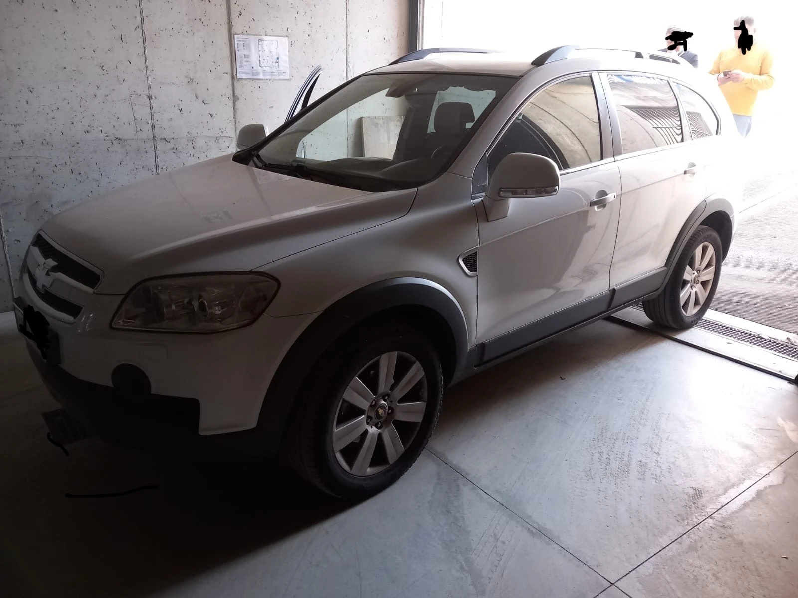 Chevrolet Captiva 2.0CDTI-6+ 1м.4x4-КСЕНОН-NAVI-КАМЕРА-КОЖА С ПОДГРЕ - изображение 2