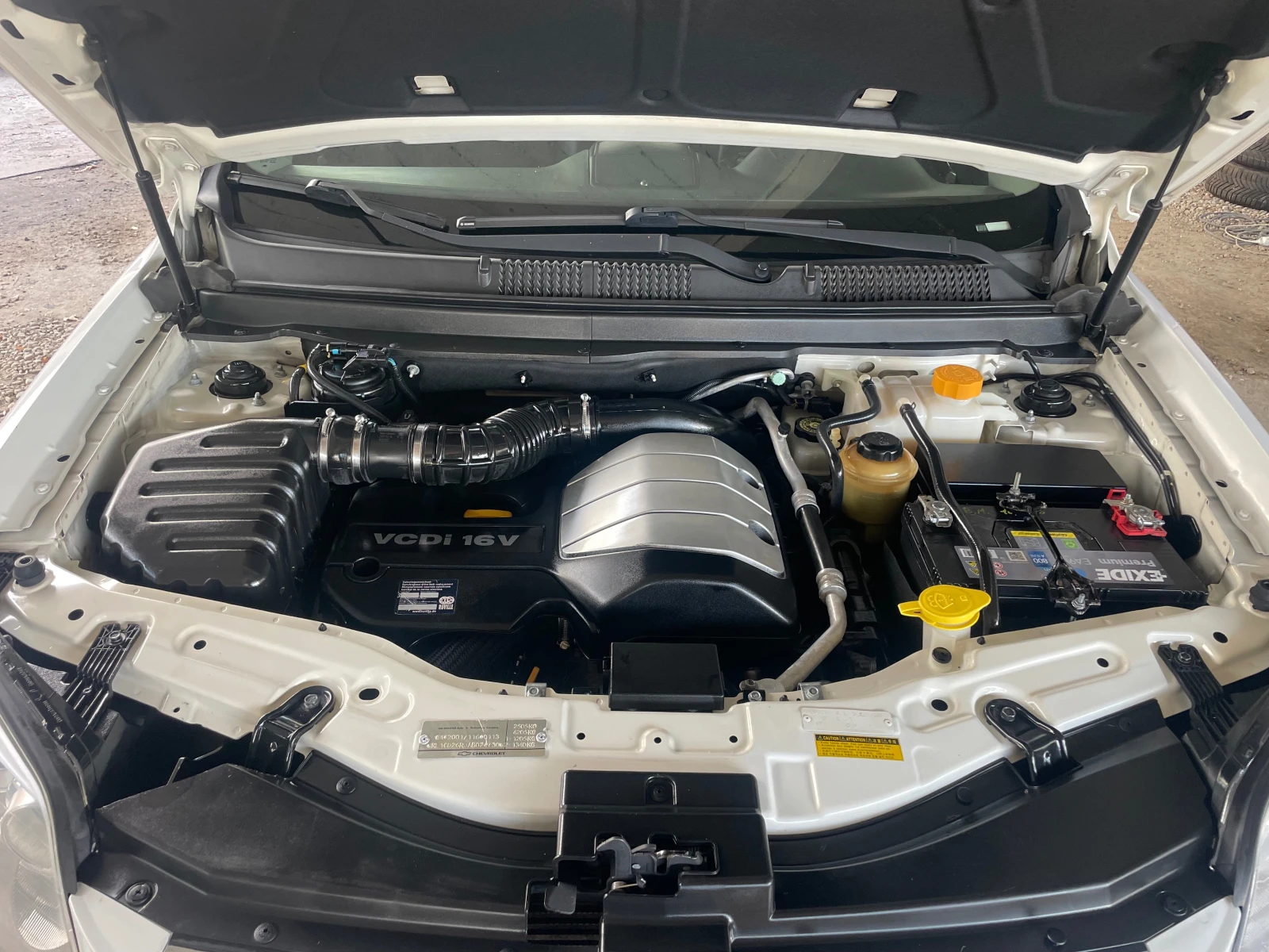 Chevrolet Captiva 2.0VCDI-6+ 1м.-4x4-КСЕНОН-NAVI-КАМЕРА-КОЖА С ПОДГР - изображение 5