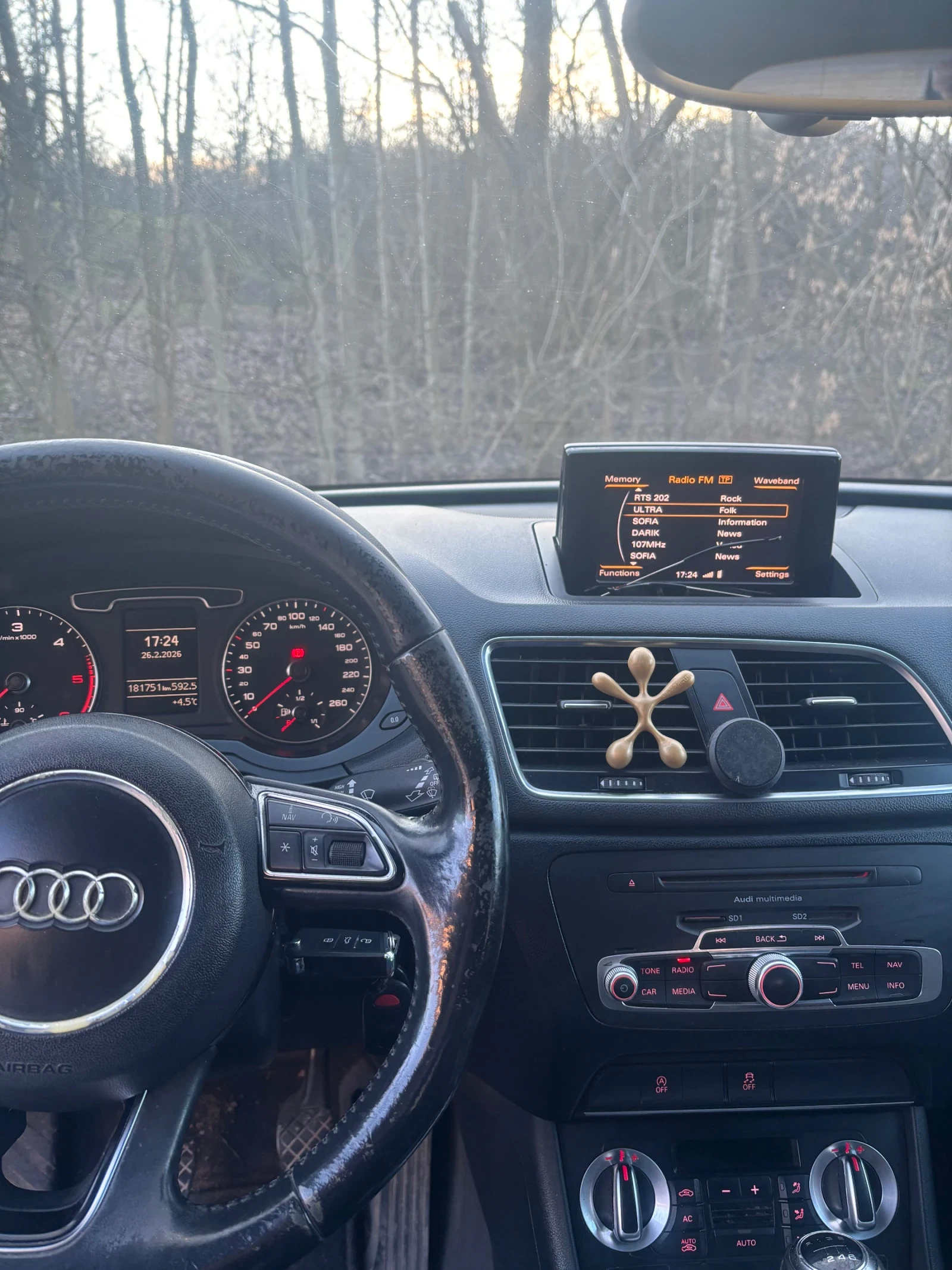 Audi Q3 | Mobile.bg � ����������� 16