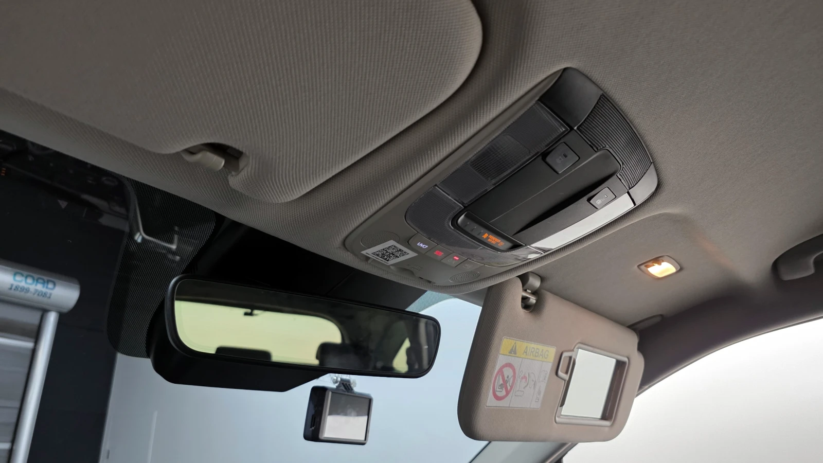 Kia Sorento 2.2 4WD Signature autogeorge.com, снимка 17 - Автомобили и джипове - 53721531