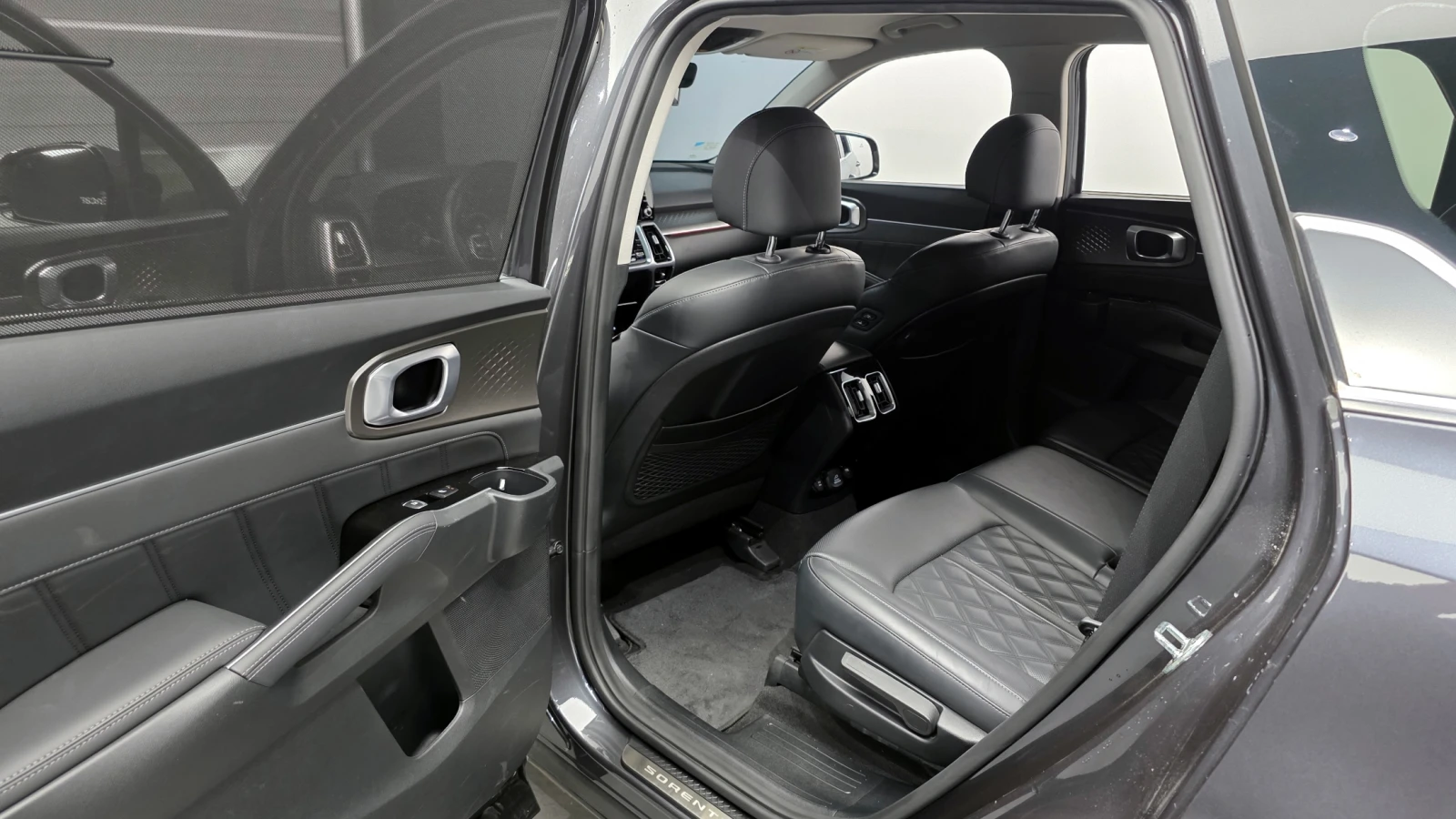 Kia Sorento 2.2 4WD Signature autogeorge.com, снимка 10 - Автомобили и джипове - 53721531