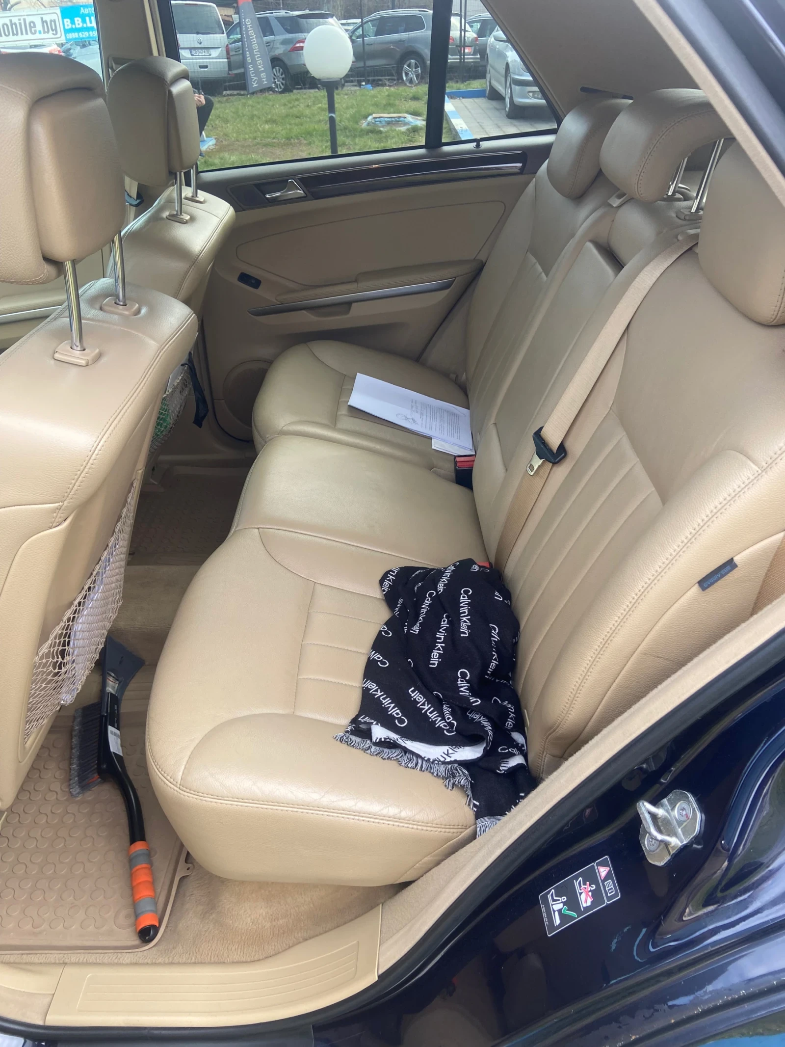 Mercedes-Benz ML 320, снимка 14 - Автомобили и джипове - 53980497