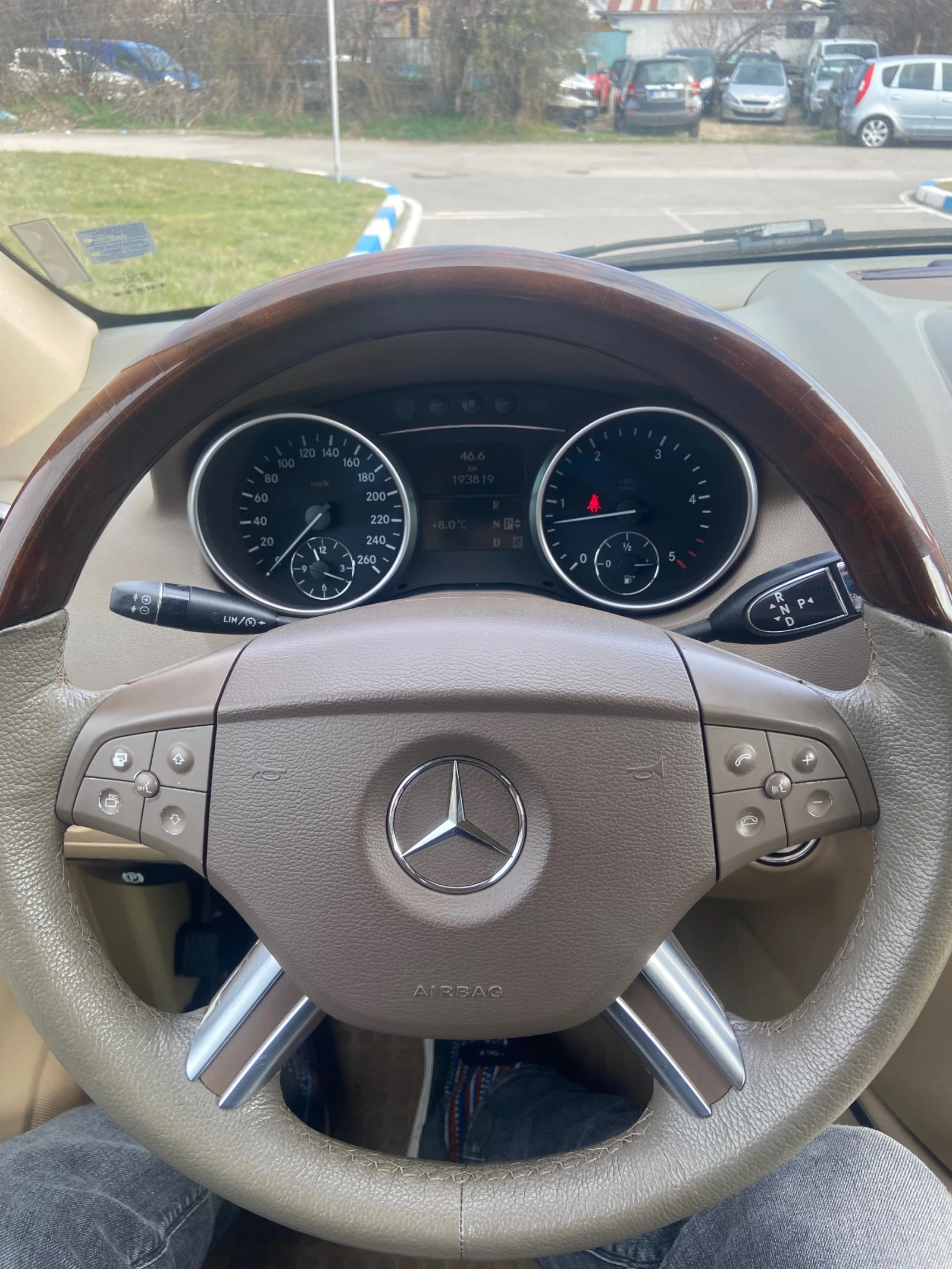 Mercedes-Benz ML 320, снимка 9 - Автомобили и джипове - 53980497