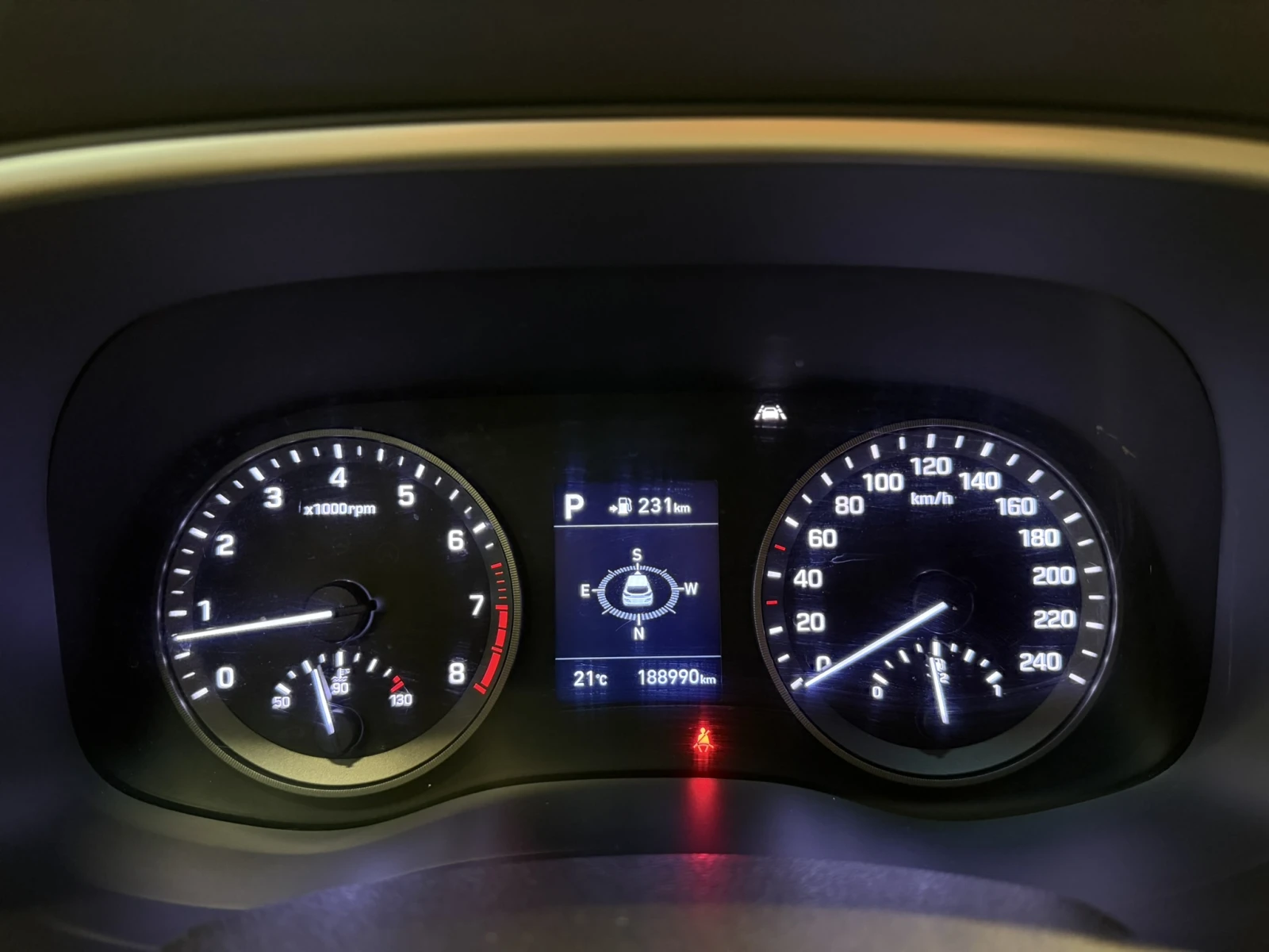 Hyundai Tucson EXCLUSIVE AWD, снимка 12 - Автомобили и джипове - 54067862