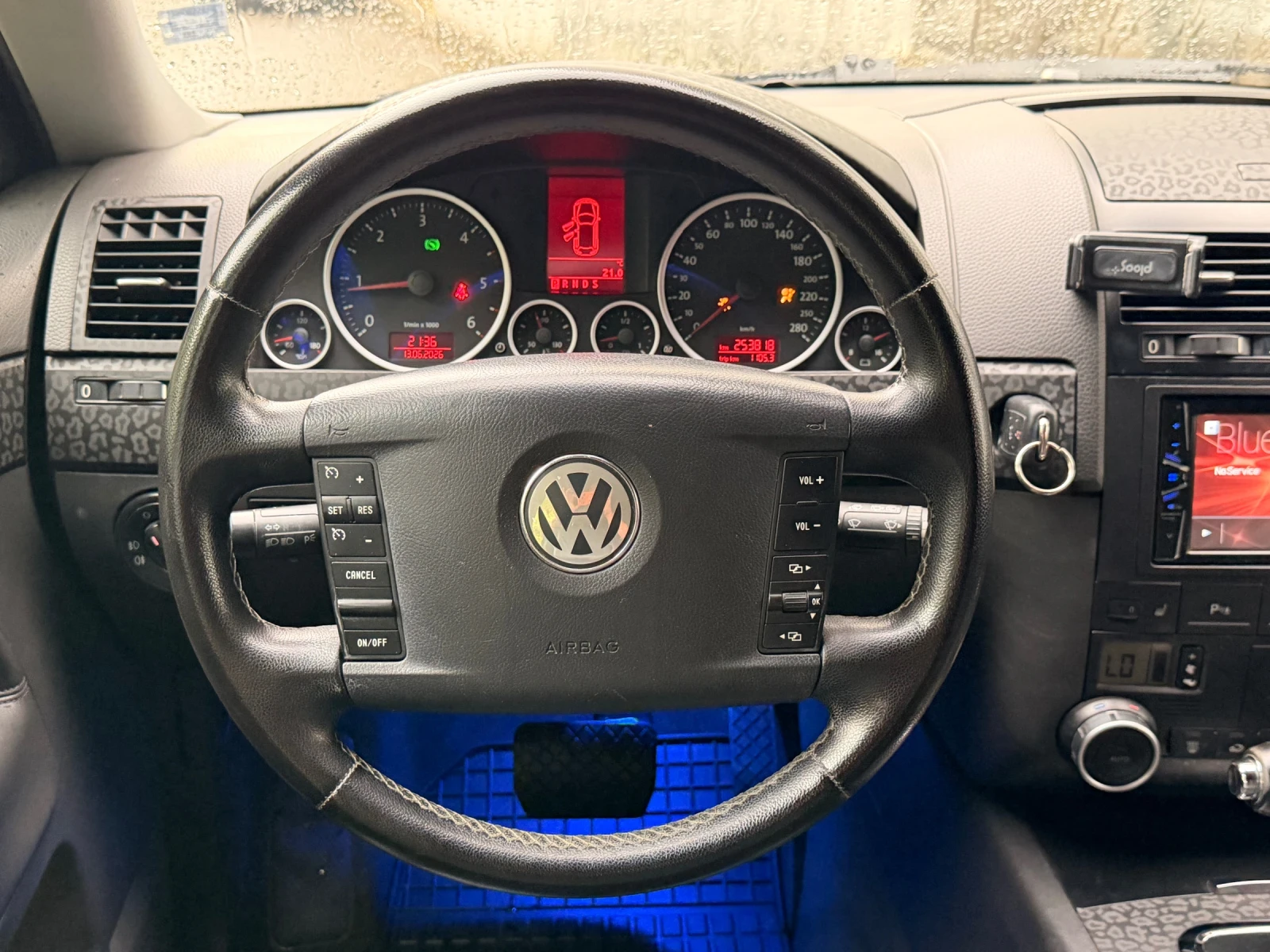 VW Touareg 3.0TDI / FACE, снимка 13 - Автомобили и джипове - 55122282