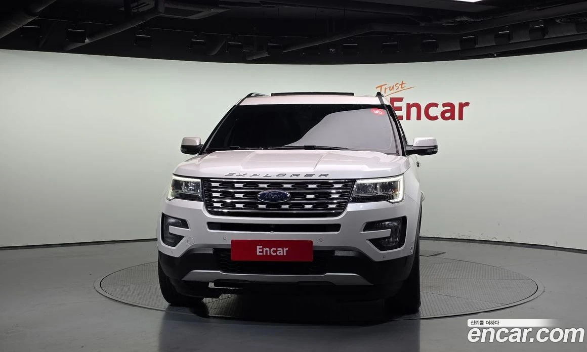Ford Explorer 2.3 Limited 4WD 5th, снимка 3 - Автомобили и джипове - 55907652