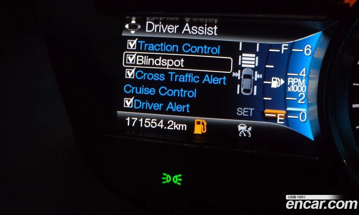 Ford Explorer 2.3 Limited 4WD 5th, снимка 16 - Автомобили и джипове - 55907652