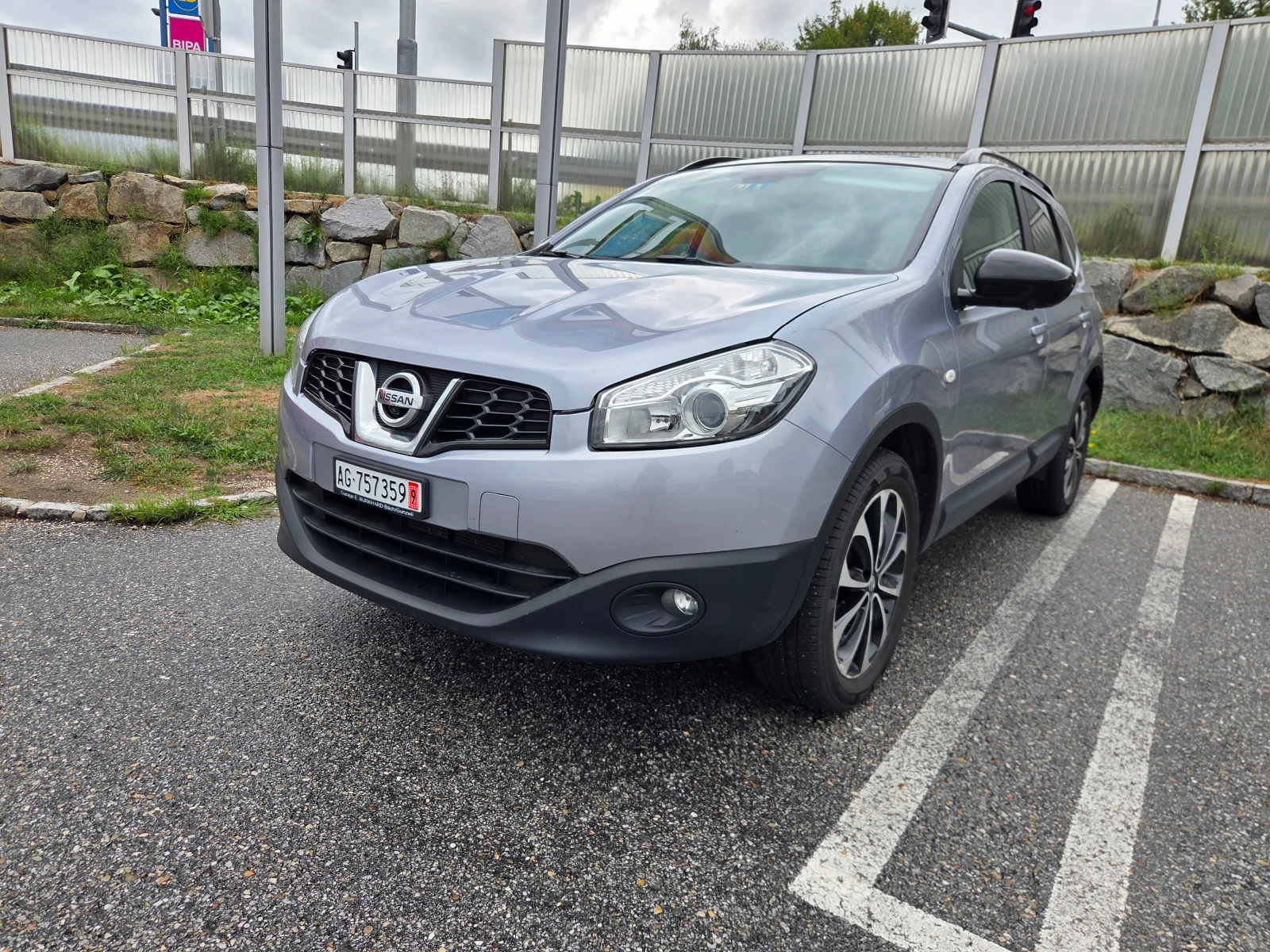 Nissan Qashqai 2.0i 141k.c TEKNA + 2 ШВЕЙЦАРИЯ         