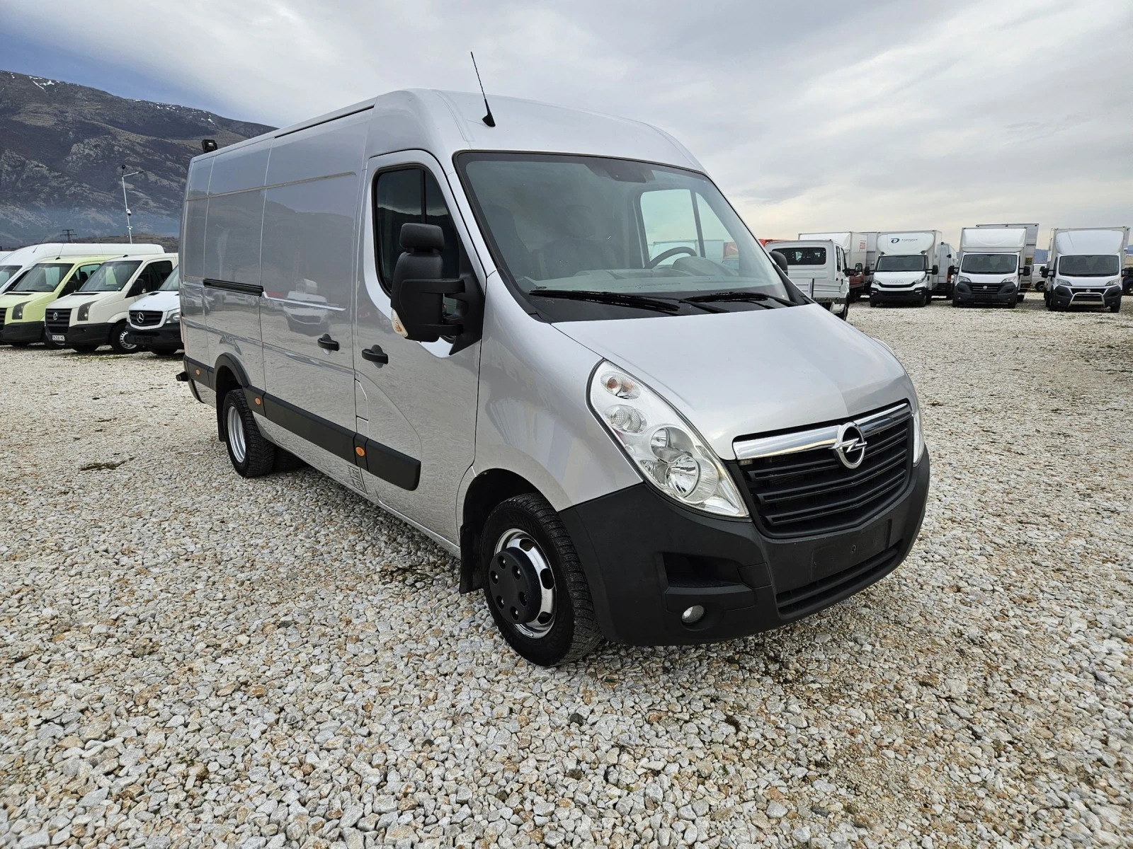 Opel Movano Двойна гума  - изображение 7