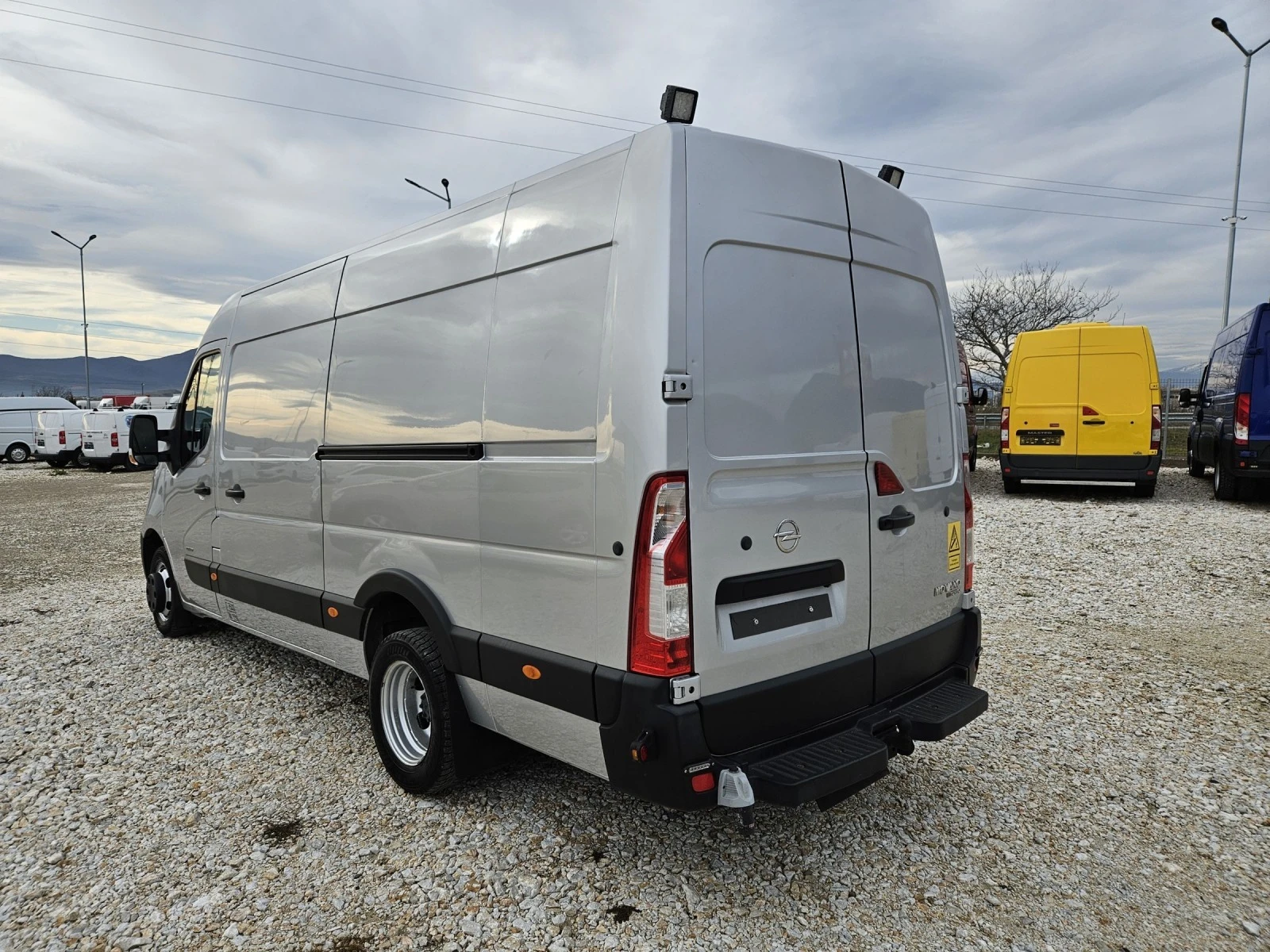 Opel Movano Двойна гума  - изображение 3