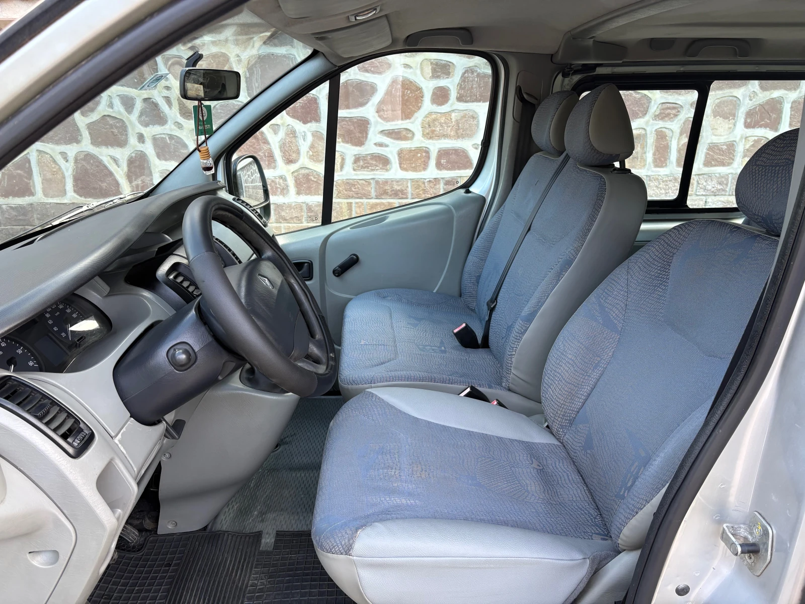 Renault Trafic 1.9 DTI, снимка 10 - Бусове и автобуси - 54072565