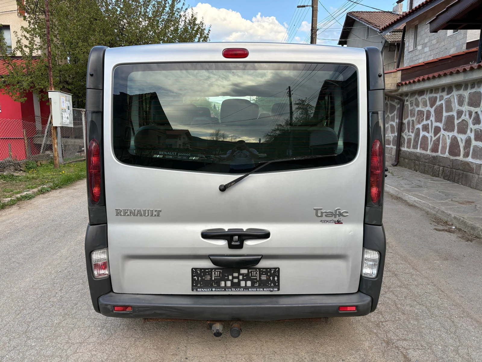 Renault Trafic 1.9 DTI, снимка 4 - Бусове и автобуси - 54072565