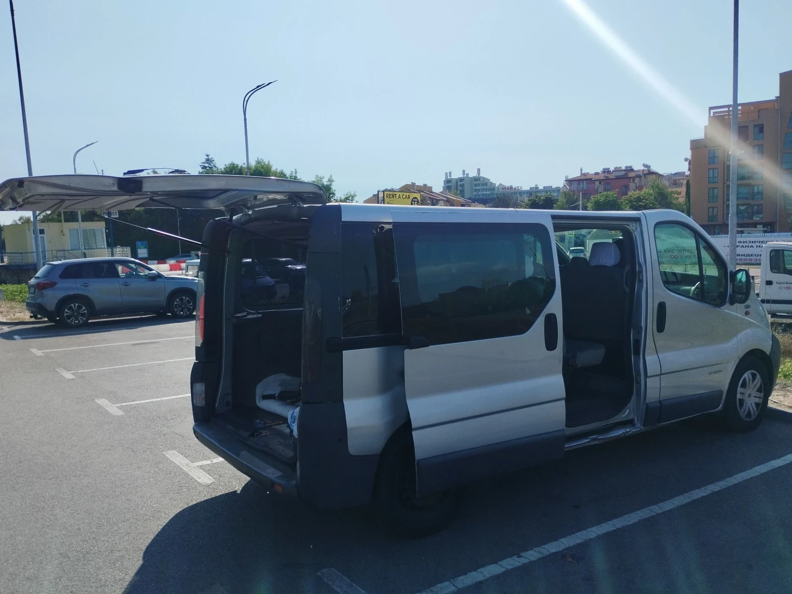 Renault Trafic 2.5 dci 8+ 1 long , снимка 2 - Бусове и автобуси - 56039026