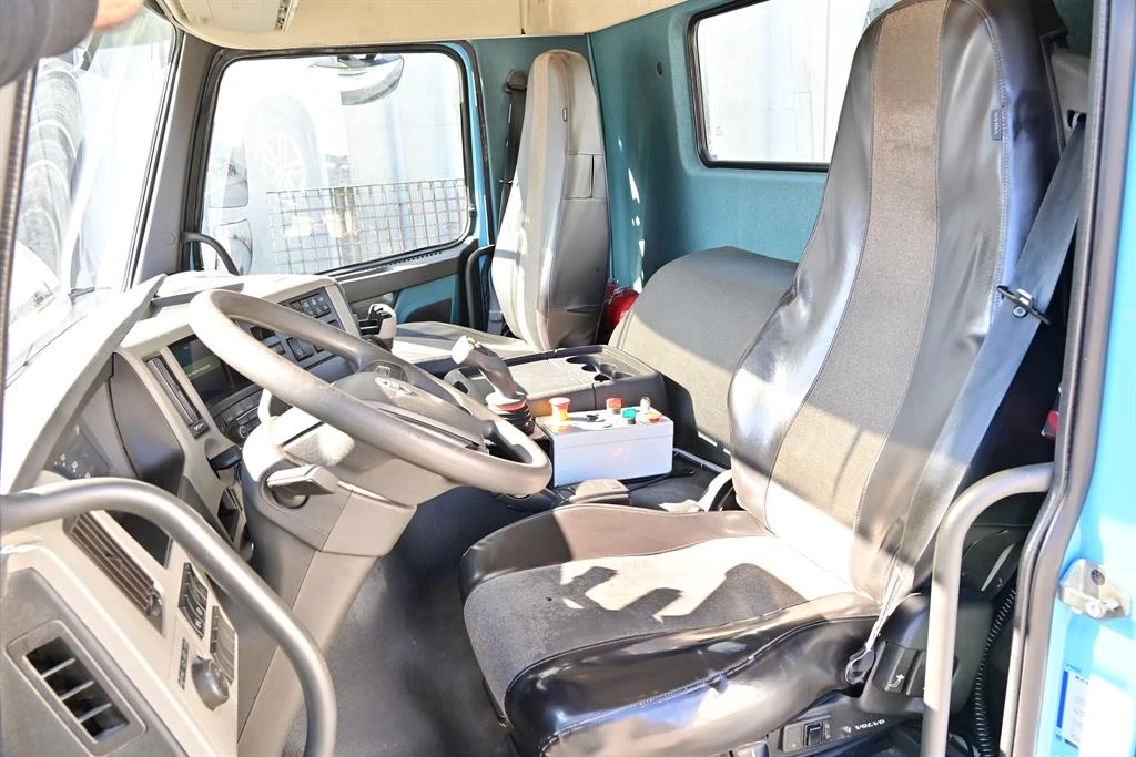 Volvo Fm 420, снимка 12 - Камиони - 53504811