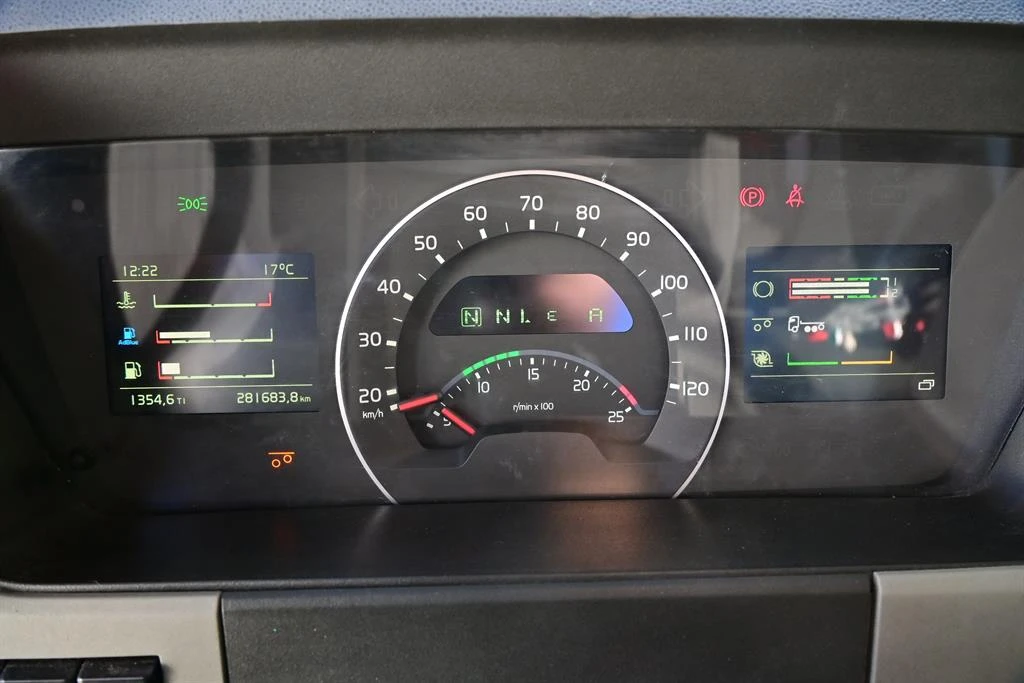 Volvo Fm 420, снимка 14 - Камиони - 53504811