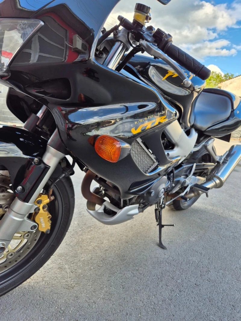 Honda Vtr 1000 FireStorm, снимка 11 - Мотоциклети и мототехника - 50450025