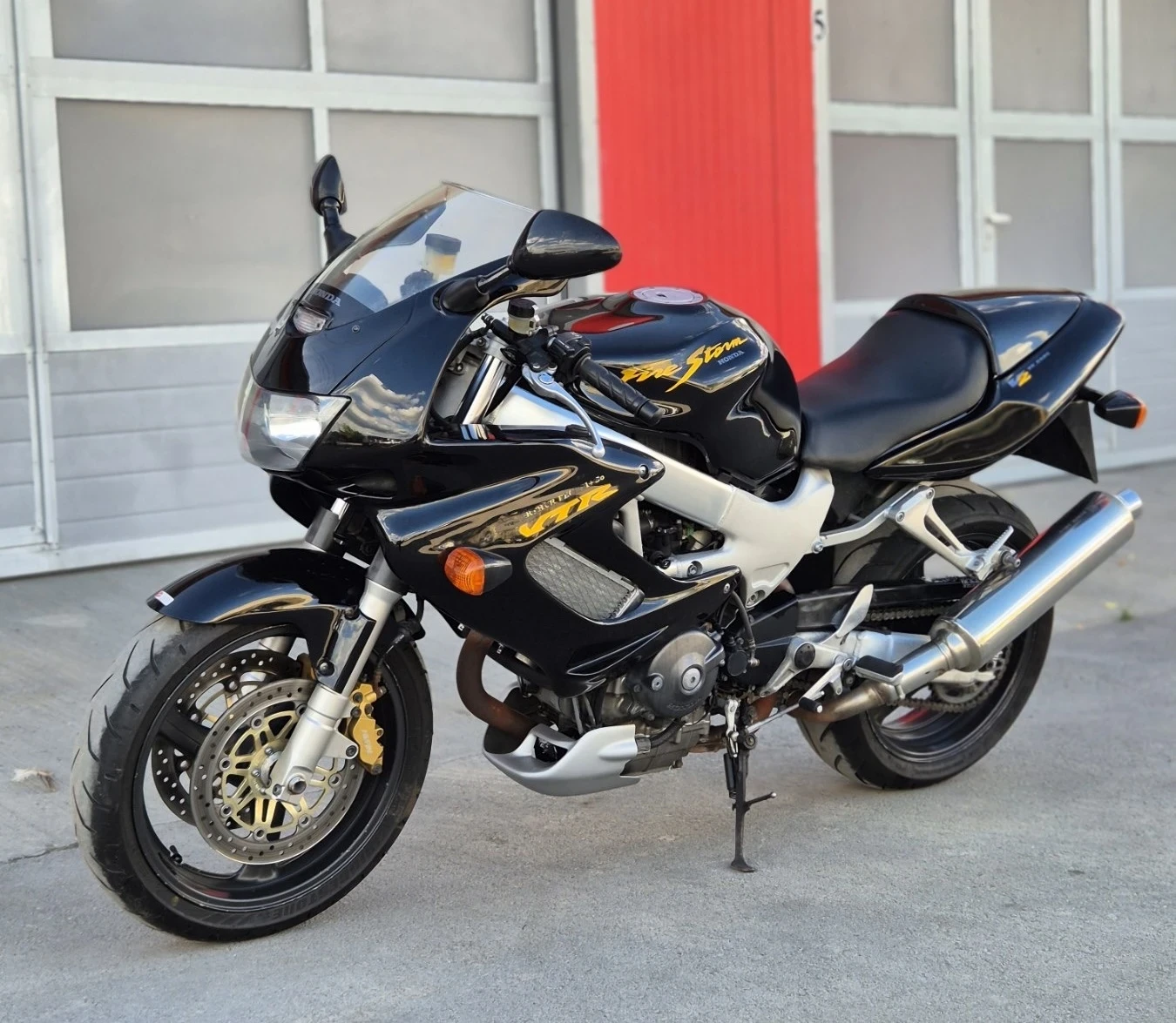 Honda Vtr 1000 FireStorm, снимка 1