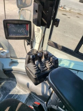 Челен товарач Liebherr 566, снимка 6