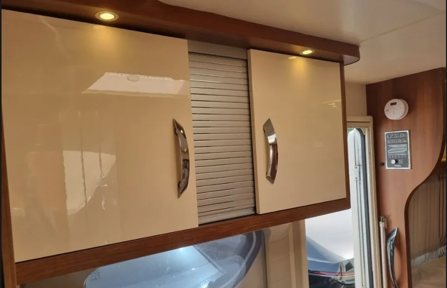 Каравана Hobby VIP LUXURY * КРАЙНА ЦЕНА* , снимка 9 - Каравани и кемпери - 55982927
