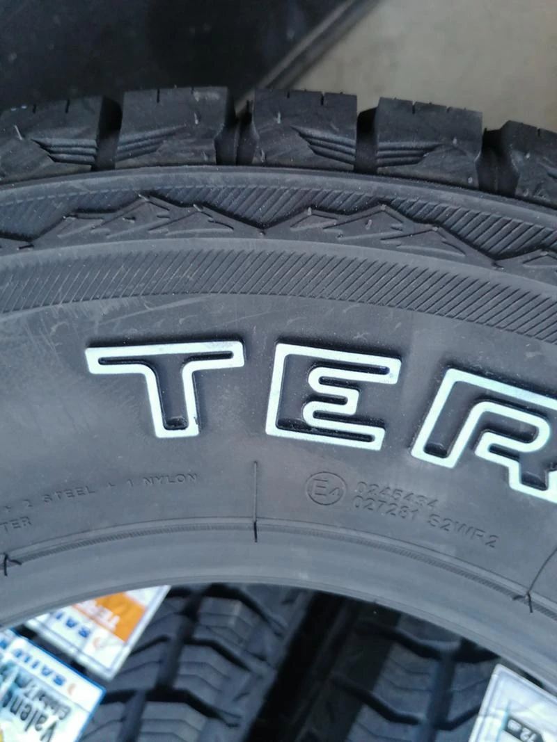 Гуми Всесезонни 245/70R16, снимка 11 - Гуми и джанти - 33283488