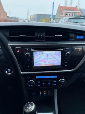Toyota Auris 1.6i Comfort - 11400 € / 22296.46 лв. - 90459773 13