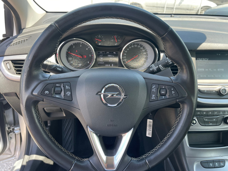 Opel Astra 1.6, снимка 8 - Автомобили и джипове - 46040078