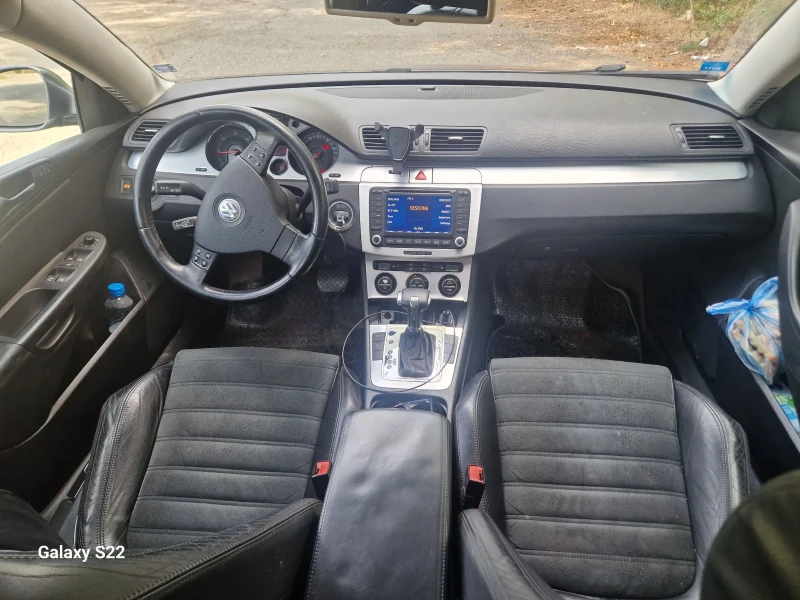 VW Passat, снимка 12 - Автомобили и джипове - 47030009