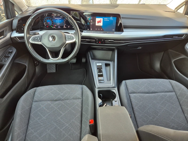 VW Golf eTSI-DSG-HIBRID-LED-DISTRONIC-LINE ASSIST-DIGITAL, снимка 8 - Автомобили и джипове - 47759889