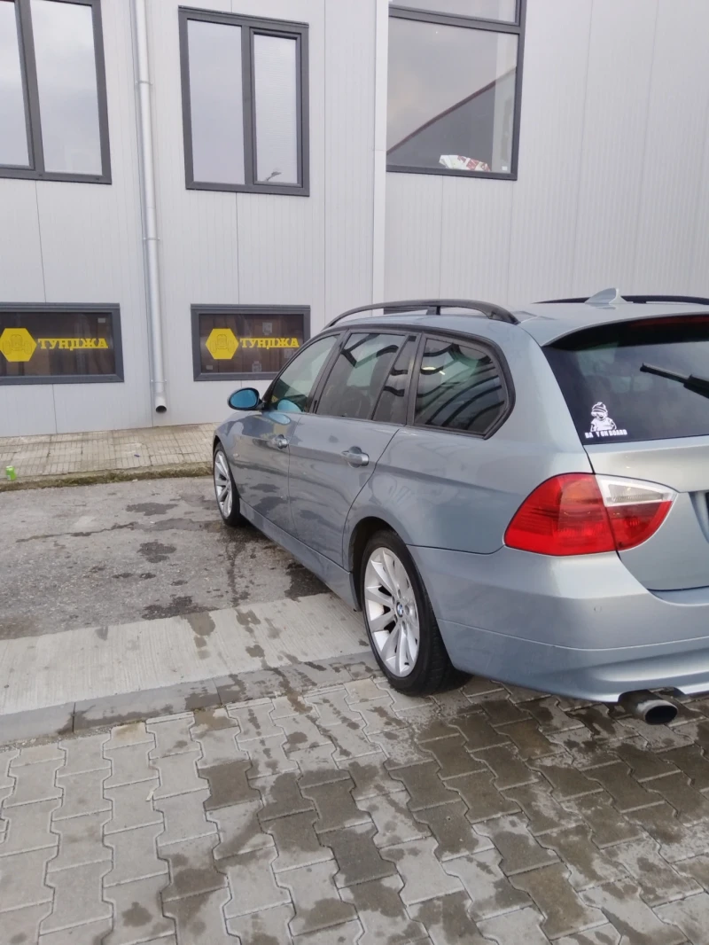 BMW 320, снимка 7 - Автомобили и джипове - 48009853