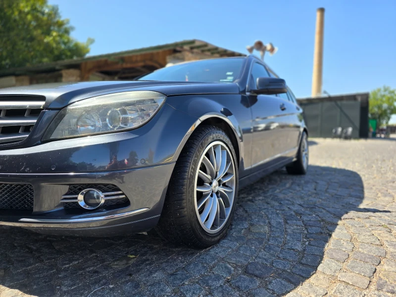 Mercedes-Benz C 220, снимка 6 - Автомобили и джипове - 48494233