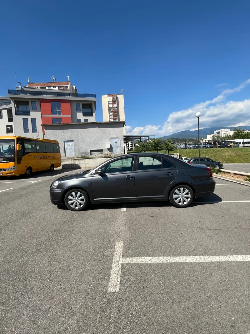Toyota Avensis, снимка 3 - Автомобили и джипове - 52324856