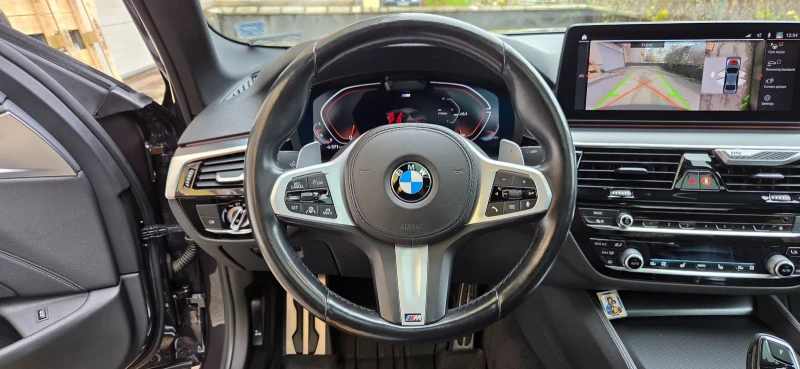 BMW 530 BMW530d Xdrive* M Sport* Laser* Head up, снимка 8 - Автомобили и джипове - 52481759