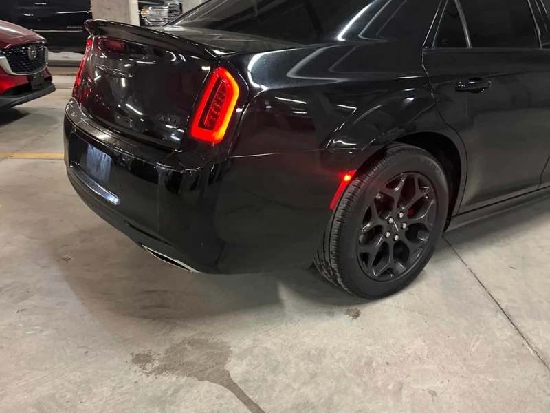 Chrysler 300c * 300S * CARFAX * БЕЗ ПЪРВОНАЧАЛНА ВНОСКА, снимка 14 - Автомобили и джипове - 52950792