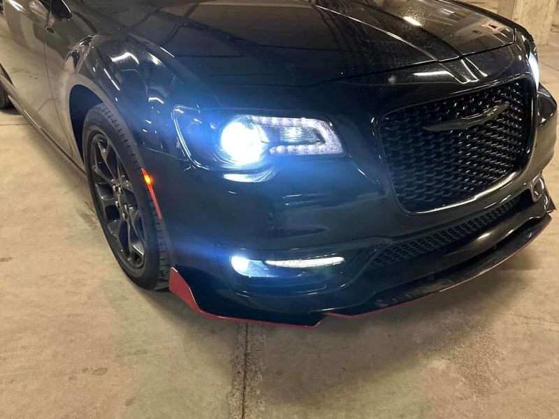 Chrysler 300c * 300S * CARFAX * БЕЗ ПЪРВОНАЧАЛНА ВНОСКА, снимка 12 - Автомобили и джипове - 52950792