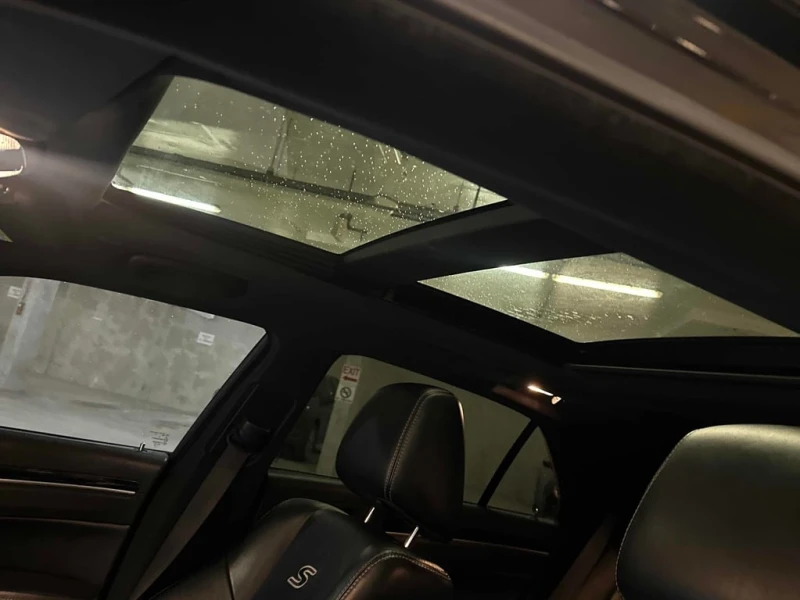 Chrysler 300c * 300S * CARFAX * БЕЗ ПЪРВОНАЧАЛНА ВНОСКА, снимка 16 - Автомобили и джипове - 52950792