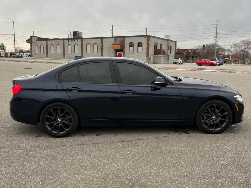 BMW 330 2017 XDRIVE B48 * БЕЗ ПЪРВОНАЧАЛНА ВНОСКА* , снимка 4 - Автомобили и джипове - 52951405