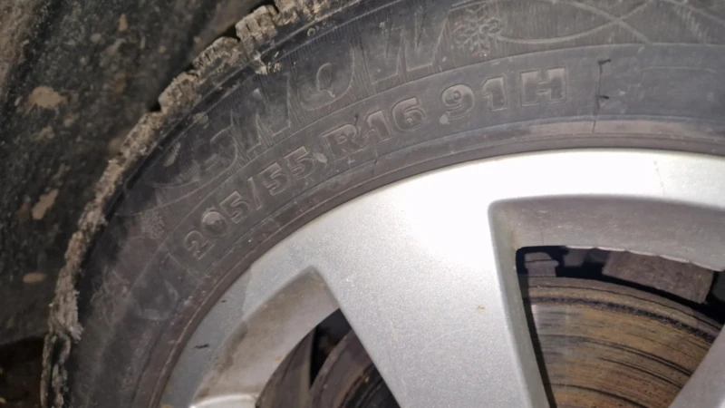 VW Passat 2.0 115 AZM, снимка 9 - Автомобили и джипове - 52964862