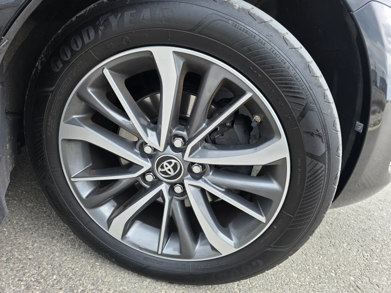 Toyota Avensis 1.8 Vvti Навигация Evro 6 KeyLess Go Line assist, снимка 16 - Автомобили и джипове - 53578359