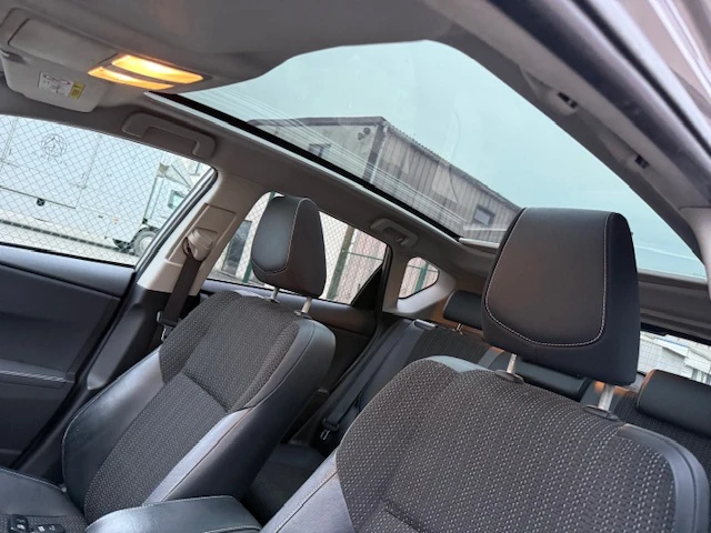 Toyota Auris 1.6i Comfort, снимка 8 - Автомобили и джипове - 54042140